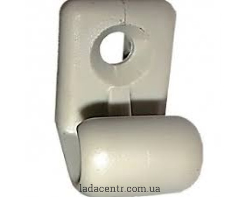 Держатель противосолнечного козырька ВАЗ 2110-12,1117-1119,2123 ДААЗ