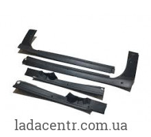 Облицовка порога пола ВАЗ 2110 (порог внутренний)  кт 4штуки ООО «КАМПЛАСТ-Т»