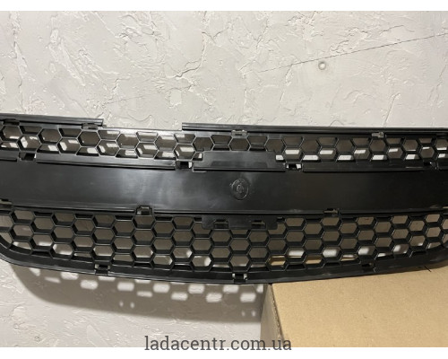 Решетка облицовки радиатора ВАЗ-2123 Шевроле-Нива внутренняя (новый образ) ЗАВОД