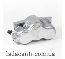 Цилиндр тормозной передний ВАЗ 21214,2123 левый.под 1 шланг OEM